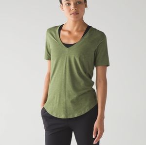 Lululemon LOVE V Tshirt